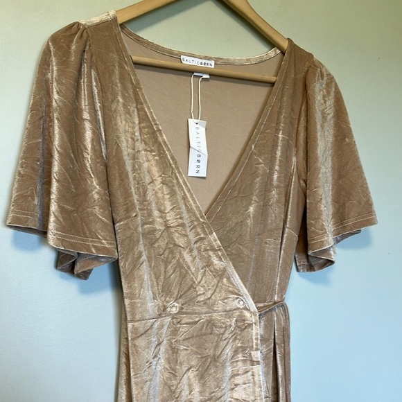 NWT Baltic Born Meghan Champagne Tan Wrap Velvet Maxi Dress - Picture 4 of 4
